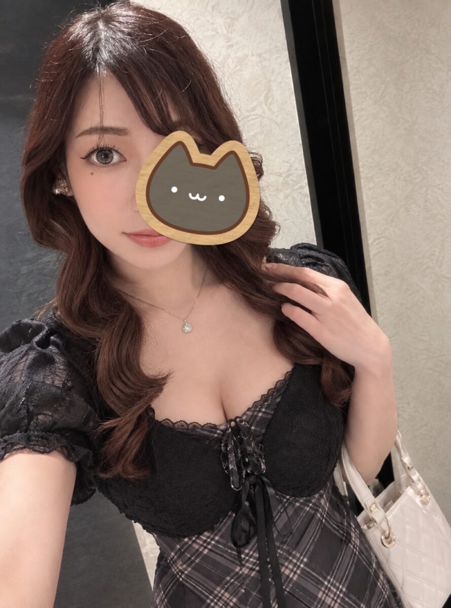 新しいお洋服でおでかけ🩷