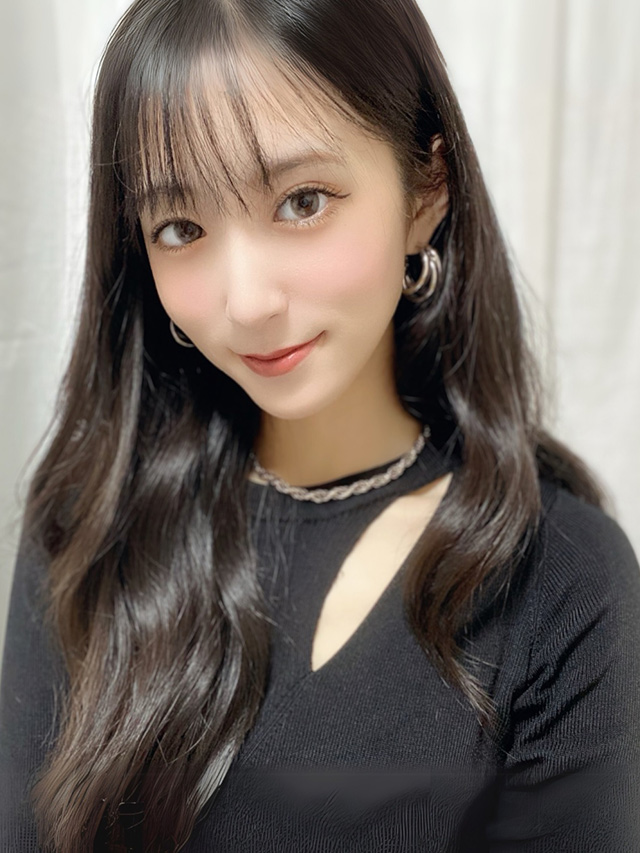 青山りあ