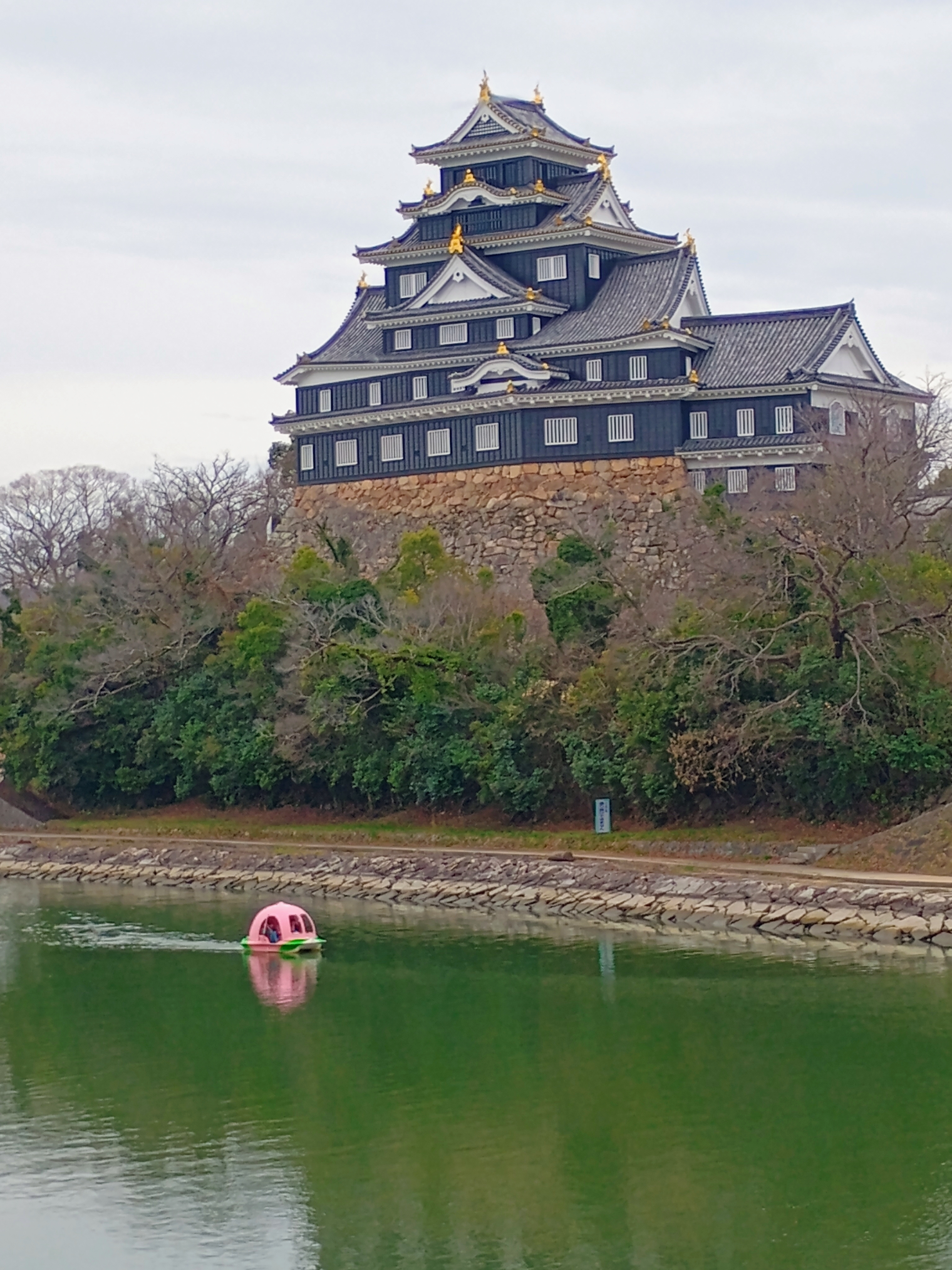 雨の岡山で  