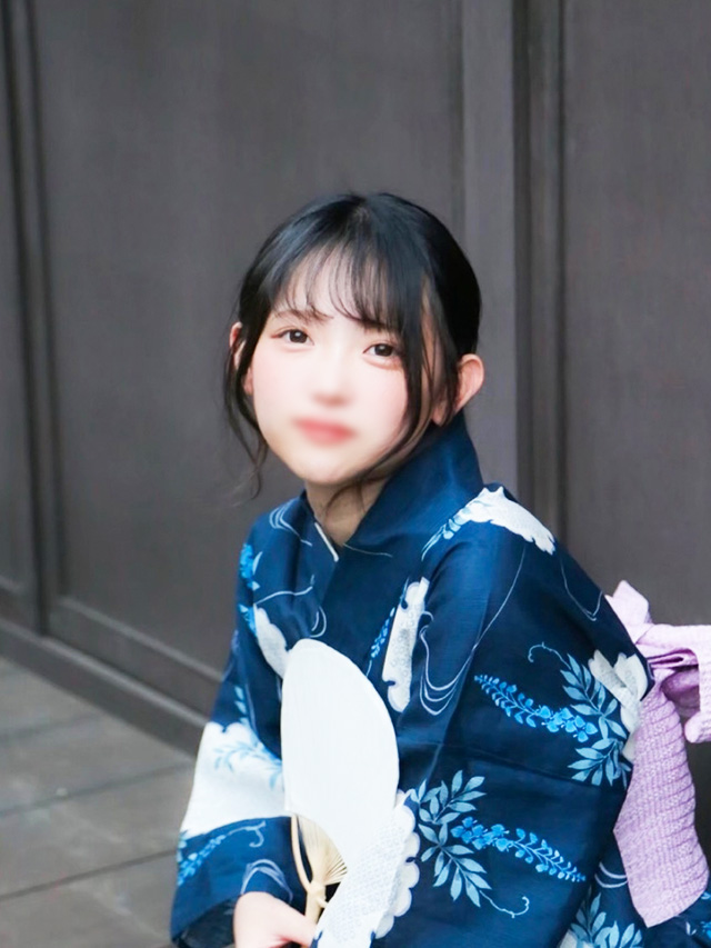 愛川みなみ